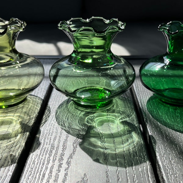 Beautiful 1970's Green Miniature Ruffled Bud Vases