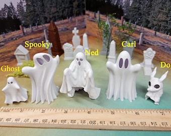 1:24 (half scale) Ghost. Choice of 5 figures.  White plastic for dollhouses or diorama. Very Halloweenie.