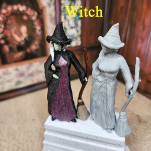 1:24 (half scale) Witch. part of the halloween figures collection, unpainted gray plactic or hand painted for dollhouse or diorama.