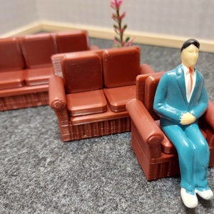 1:24 scale (half scale) 3d printed dollhouse miniature couch with  six cushions available in four colors