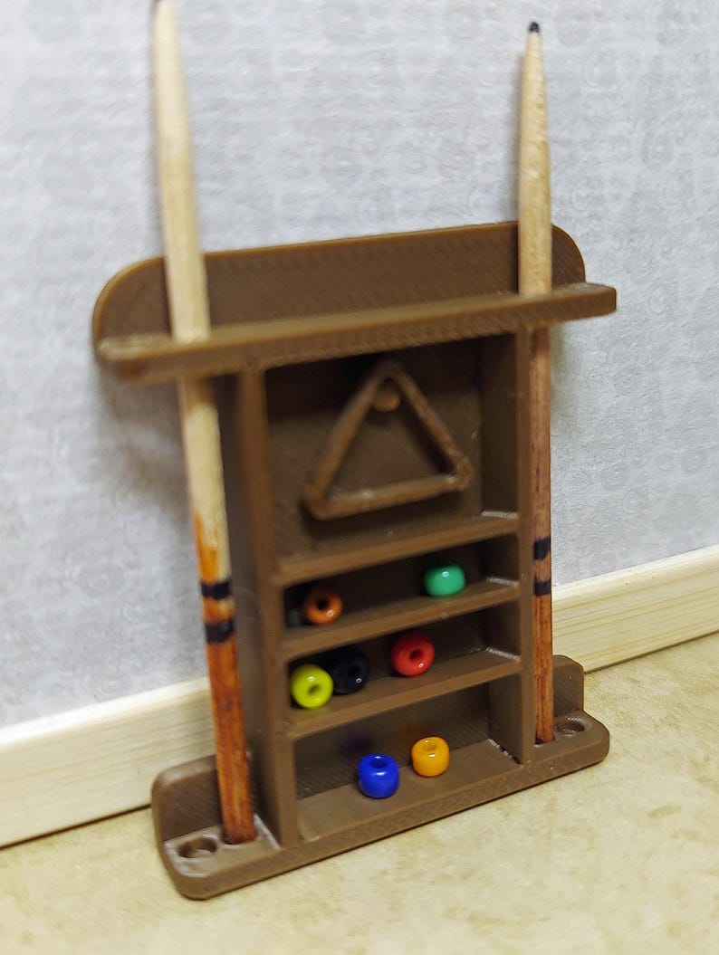 Tavolo da biliardo in scala 1:24 (metà scala), stampato in 3D in 3 colori, con supporto per la palla incluso. immagine 7