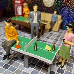 Dollhouse ping pong table paddles 3d printed in 4 colors for dollhouse or diorama 1:24 scale (half scale)