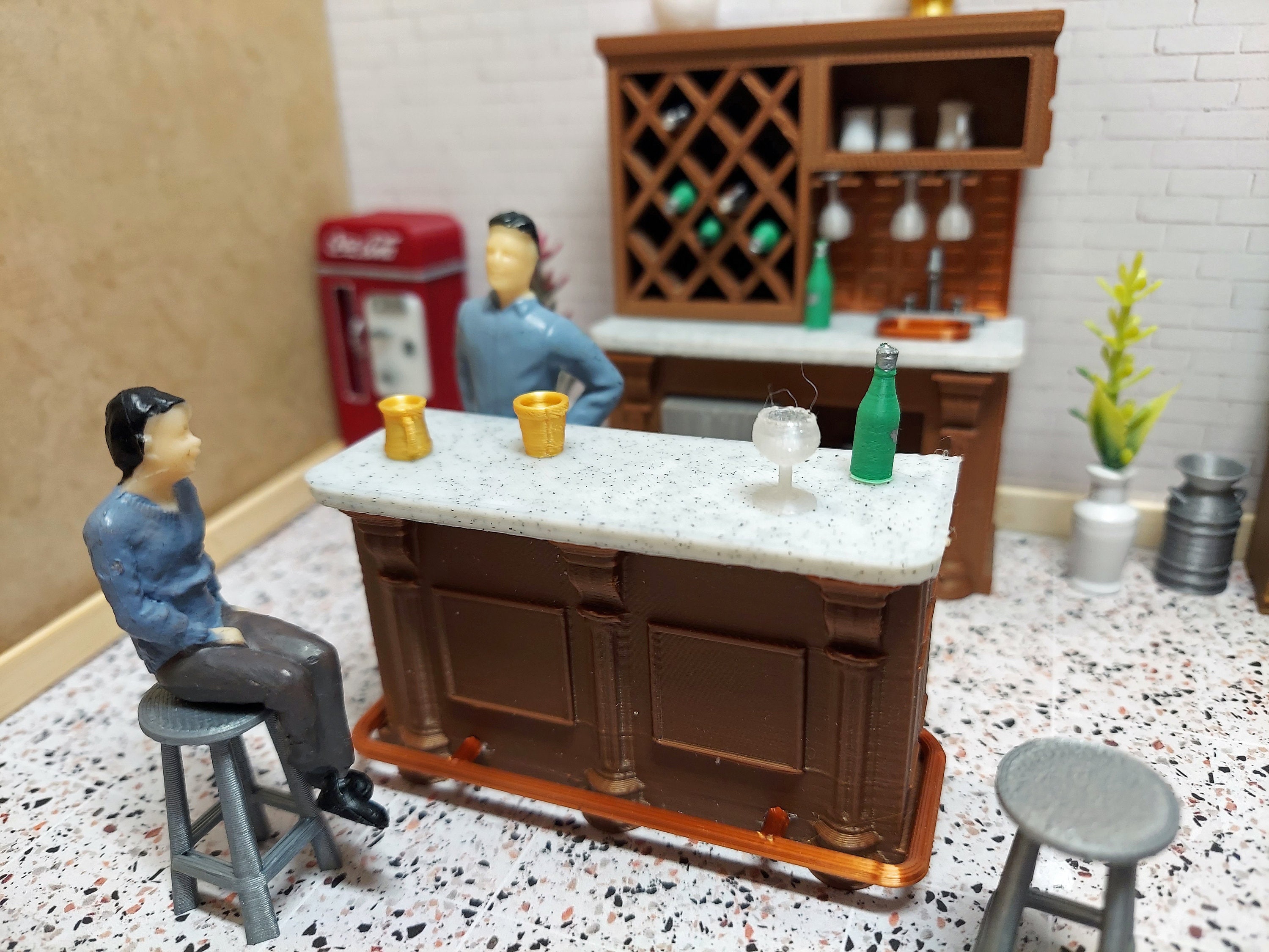 1/24スケール（半分のスケール）のドールハウス用ミニチュアウェット 