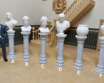 Colonna in scala 1:24 (mezza scala) con statua artistica in cima. Sette opzioni per casa delle bambole o diorama.