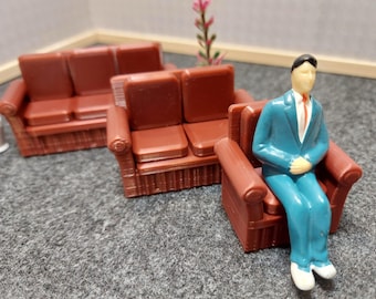 Canapé miniature pour maison de poupée imprimé en 3D à l'échelle 1:24 (demi-échelle) avec six coussins disponibles en quatre couleurs