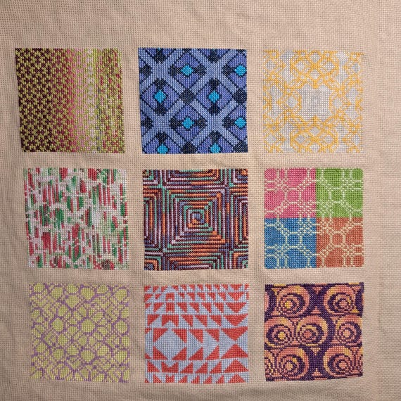 クロスステッチパターンミックス、サイズ30 x 30 cm、幾何学模様の白黒