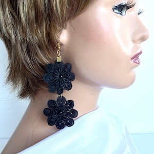 Dark green lace earrings, Lace earrings, Statement gold earrings, Lightweight floral earrings, Long dangle drop earrings, Gifts for women