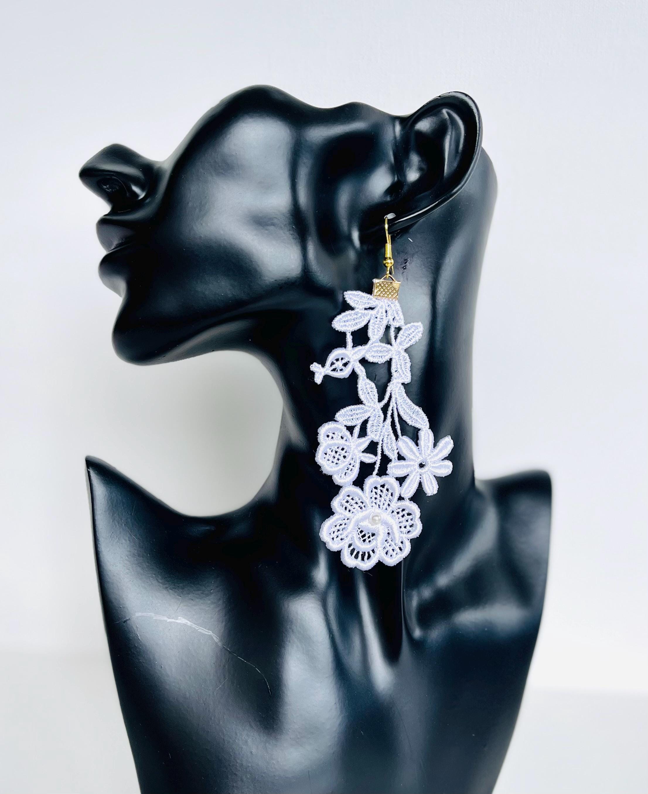 Wedding earrings, White flower lace earrings, Lightweight textile earrings, French cotton lace earrings, Statement long dangle-drop earrings