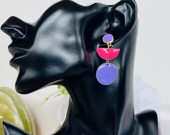 Boucles d'oreilles pendantes géométriques faites main en céramique, accents dorés, style bohème