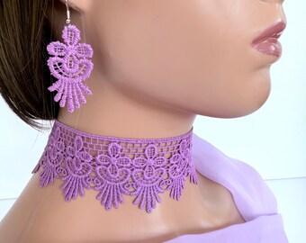 Ensemble tour de cou et boucles d'oreilles en dentelle française faits main, bijoux bohème lilas