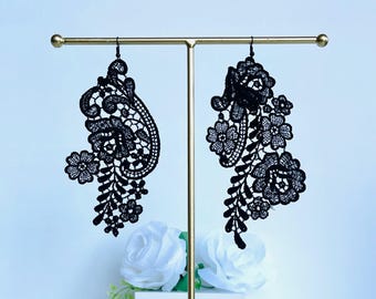 Pendientes colgantes de encaje francés negro hechos a mano, joyería bohemia ligera para fiestas.