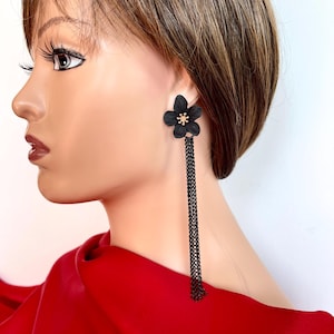Black resin flower earrings,  Elegant black floral earrings, Unisex earring, Black long chain earrings, Black unique earrings, Gift earrings