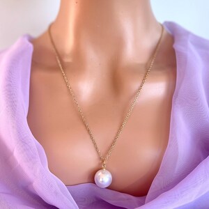 Big pearl necklace, Statement necklace, Wedding necklace, Pearl gemstone necklace, Bridal necklace,  Minimalist necklace,Necklace for women.
