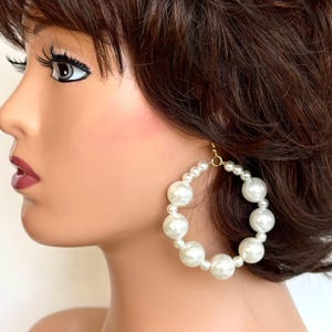 Large gold hoops, White pearl gemstone hoops, Gold earrings, Circle acrylic pearl earrings, Wedding earrings, Bridal earrings, Gift for her