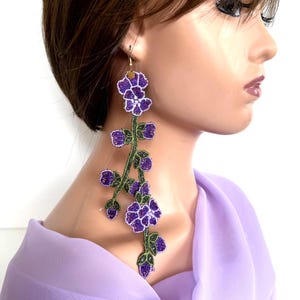 Lilac flower earrings, Lightweight lace earrings, Lilac dangle drop earrings, Flower textile earrings, Bridal earrings, Statement earrings