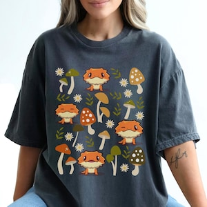 Bearded dragon shirt Comfort colors gift for animal lover tshirt, Cottagecore mushroom bearded dragon owner Christmas gift, Lizard mama gift