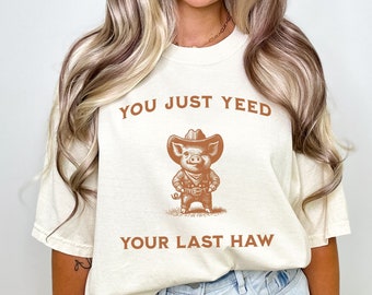 Pig shirt for farm girl, Funny pig t-shirt for women, Birthday Gift for Pig lover graphic tee, Cute mini pig mama t shirt farm life meme