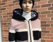 LUXURIOUS Real Astrakhan Karakul Fur Hooded Winter Warm Cute Fancy Lady Women 39 s Coat Multi-Color Sheepskin M