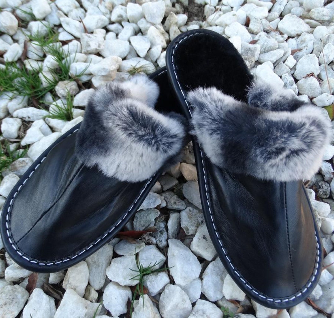 Men's Winter Flame Inspired Yeez Fur Slides Slip On Keep Warm Cotton  Slipper Lightweight Men Slippers With Fur Plus Size 39-46