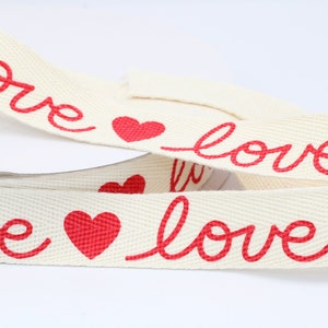  MEEDEE Valentine's Day Ribbon Grosgrain Ribbon 3/8 Inch 6 Rolls  30 Yards Red and Black Ribbon Gift Ribbon Heart Ribbon for Crafts Happy  Valentines Day Ribbon Thin Valentine Ribbon for Gift Wrapping