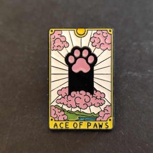 Carta del Tarot de Pin "As de patas" esmalte alfiler derrame stift Carta del Tarot "As de patas"