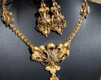 Victorian Emerald & Ruby 18ct Gold Necklace Earring Set: Antique c.1870s