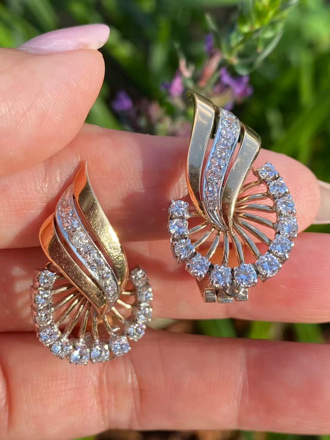 An Retro 18ct Gold Diamond Clip-on Earrings C.1940s 2.88ct Total