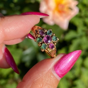 Georgian 15ct gold natural emerald antique ring