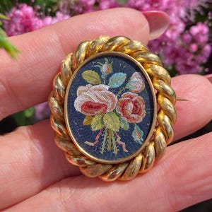 Victorian Micro-Mosaic Flower Brooch in 18ct Gold Antique c.1870s Fine Italian Mosaic Gold Frame Collectible Jewelry