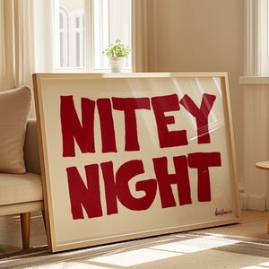 Nitey Night Poster - Boho Wand Kunstdruck, handgeschriebene Typografie, über dem Bett Schlafzimmer Dekor, neutraler minimalistischer Stil, horizontaler Druck