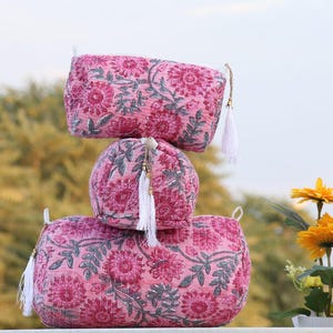 Set of 3 Quilted Cotton Wash Bag | Waterproof Toiletry Pouch | Red Block Print Makeup Bag | Cosmetic Bag Gift for Girlfriend