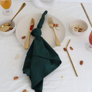 100 Pack Forest Green Cotton Napkins: Stonewashed Wedding Party Napkins