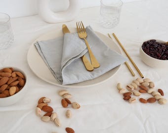 Set di tovaglioli in lino grigio chiaro: tovaglie in lino stonewashed fatte a mano