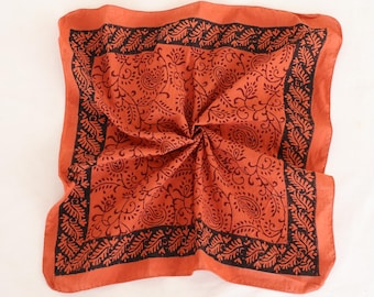 Pañuelo de algodón con estampado a mano: pañuelo bohemio para el cuello, tintes orgánicos