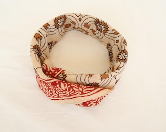 Handmade Block Print Cotton Bandana: Bohemian Neck Scarf (21x21 Inch)
