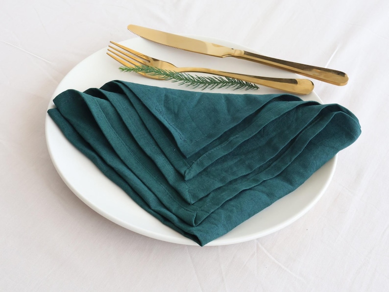 Set of 200 Forest Green Cotton Stonewashed Napkins