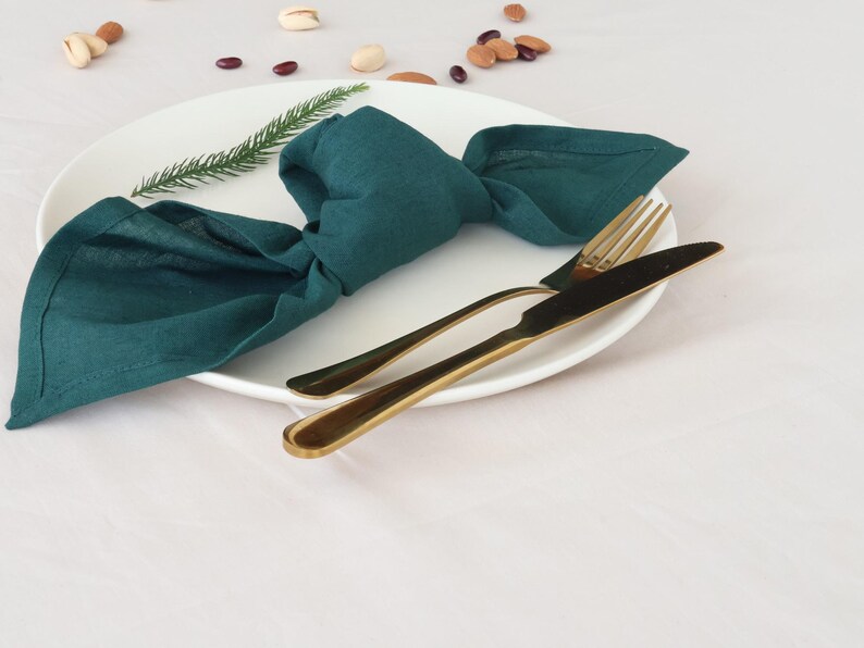 Set of 200 Forest Green Cotton Stonewashed Napkins - Thumbnail 2