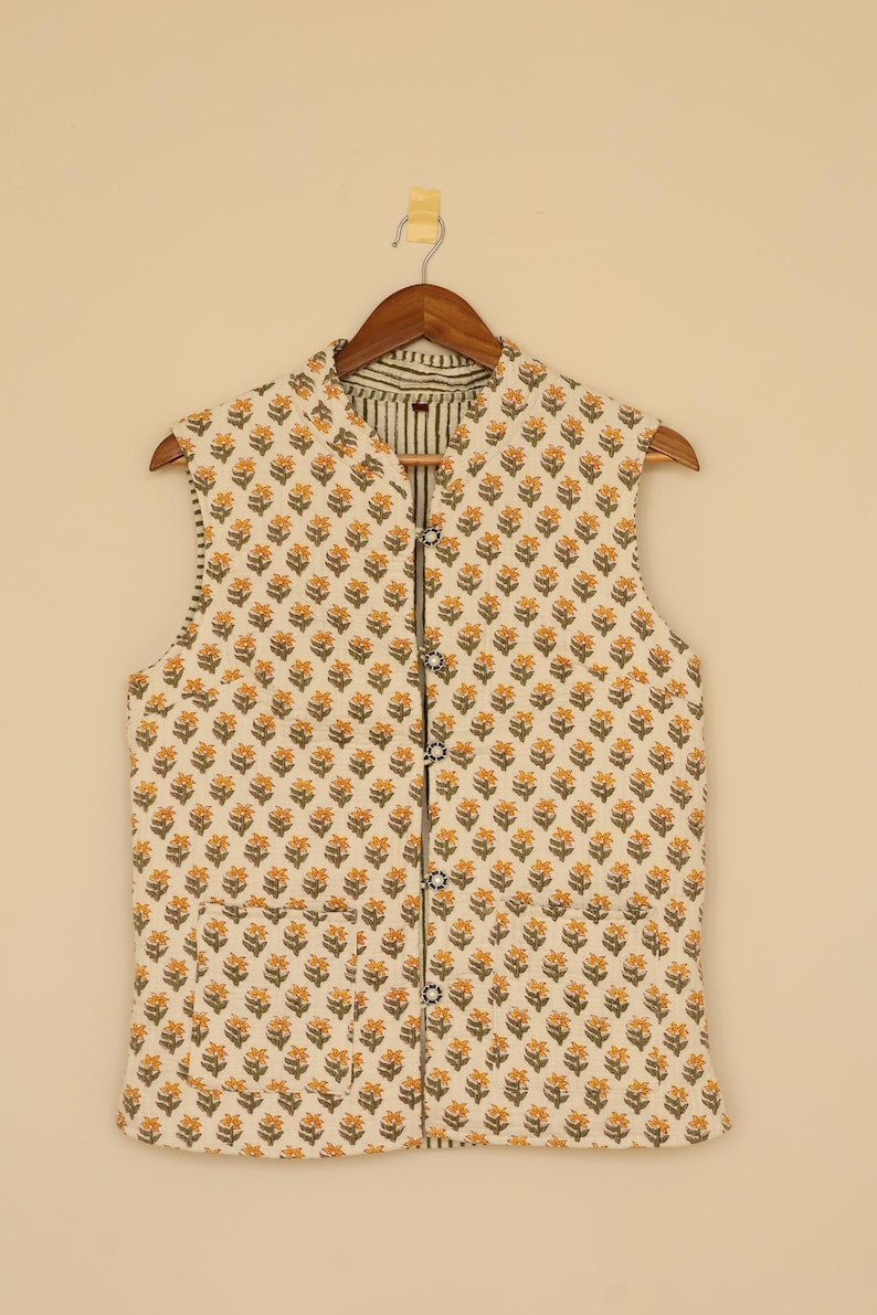 Handmade reversible quilted cotton jacket, block print sleeveless winter layering vest, artisan Indian floral patchwork jacket 006