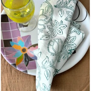 Green And White Handblock Printed  Bed sheet For Bedroom