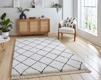 Scandi-Boho RL10 Modern Moroccan Berber Soft Shaggy White Black Rug. Lounge, Bedroom. Large, Small. Area Rugs.