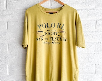 Camiseta vintage de los años 90 de Polo Ralph Lauren "Pain Is Fleeting Victory Forever" amarilla para hombre, talla L RRL, preppy, 100 % algodón, rara