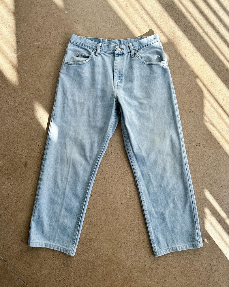 Vintage 2000s Wrangler Jeans Relaxed Straight Leg Men's 32 Light Wash Faded image 1