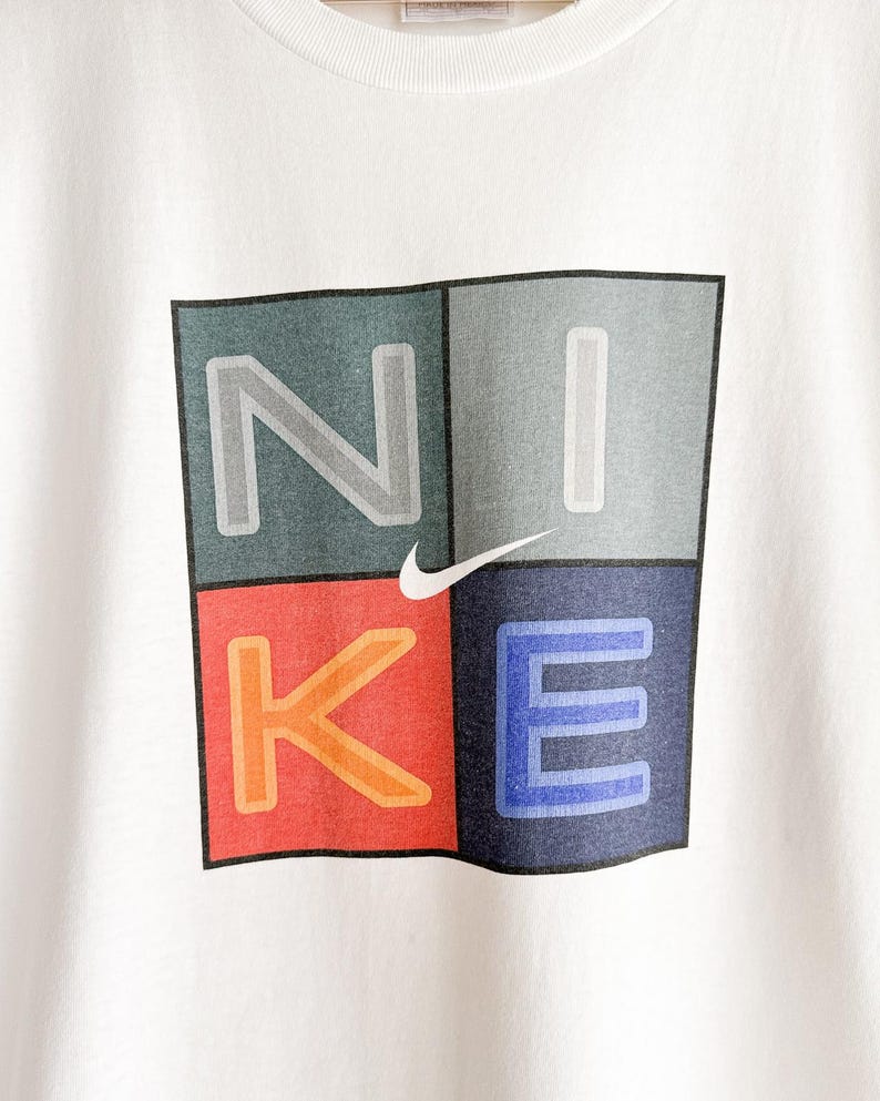 Camiseta Nike Center Swoosh vintage de los años 90 para hombre, talla L, costura simple, fabricada en EE. UU. imagen 2