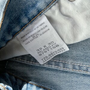 Vintage 2000s Wrangler Jeans Relaxed Straight Leg Men's 32 Light Wash Faded image 3