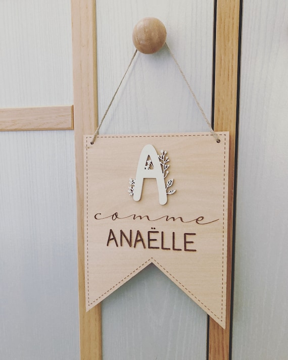 Personalized pennant - letter and first name - Children's room decoration - 2 sizes