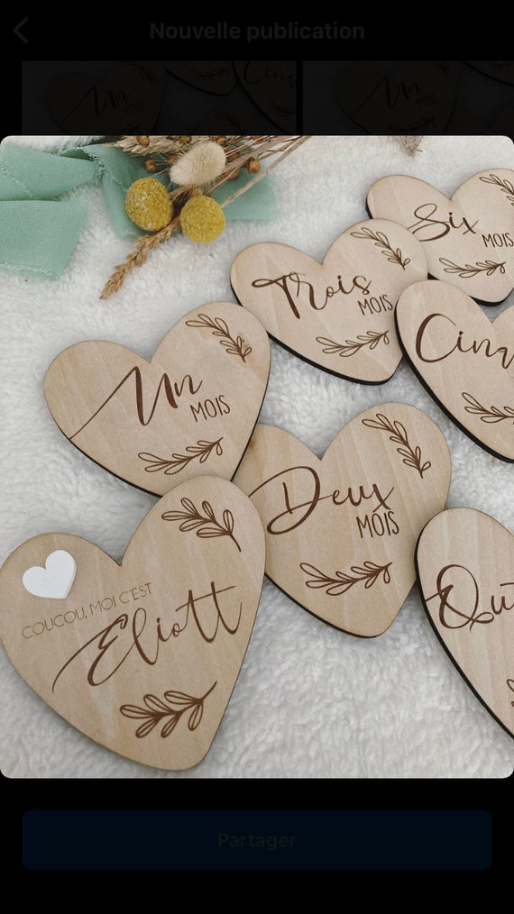 Set of 12 or 15 baby milestone cards - months and weeks - Heart model