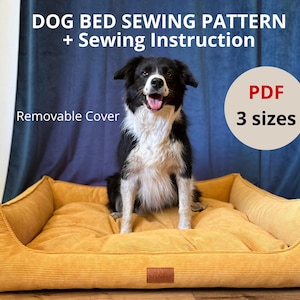 Puede incluir: Una cama para perros de pana amarilla dorada con una funda extraíble. Un perro blanco y negro está sentado en la cama. El texto dice "DOG BED SEWING PATTERN + Sewing Instruction", "Removable Cover" y "PDF 3 sizes".