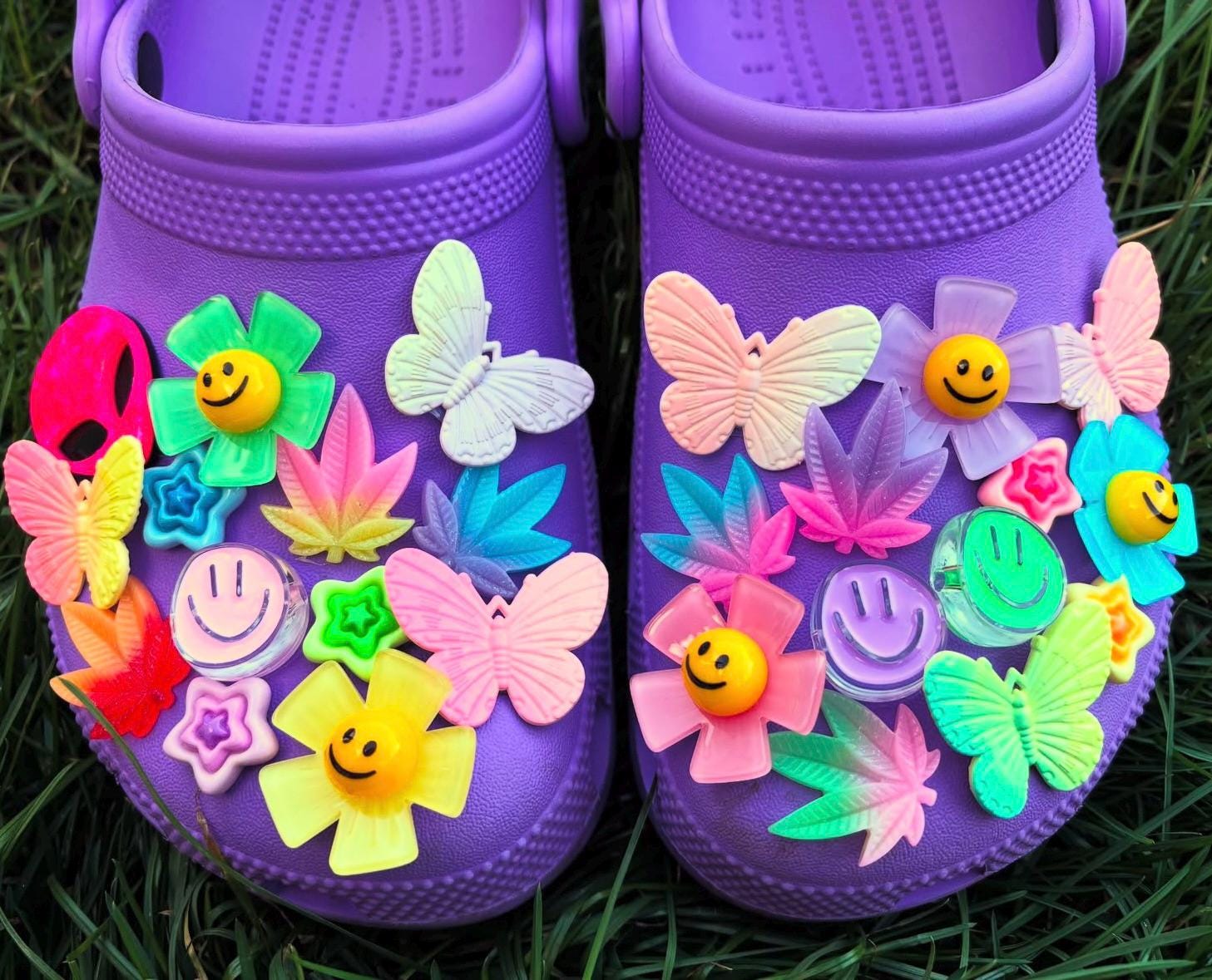 Mary Jane\'s ? Leaf Custom Themed Crocs Stoned main image 4