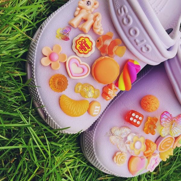 Fun Shoe Charms lucky dip colour bundle/Orange & Peach