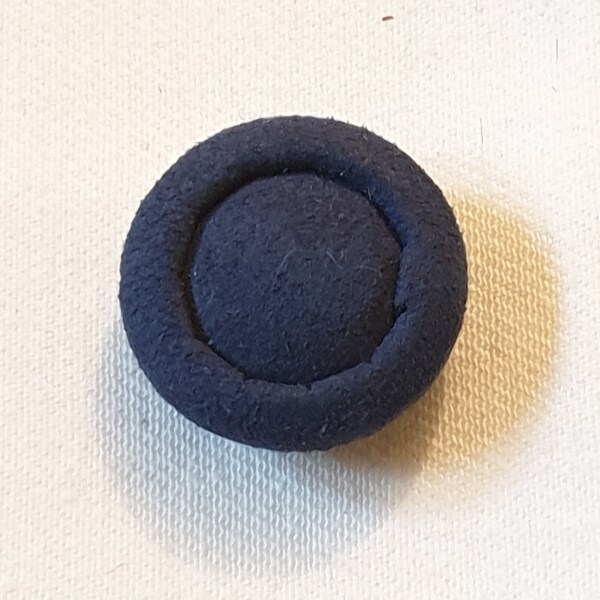 Knopf Blau Alcantara Von Hand Bezogen Button Blue Alcantara Covered by Hand